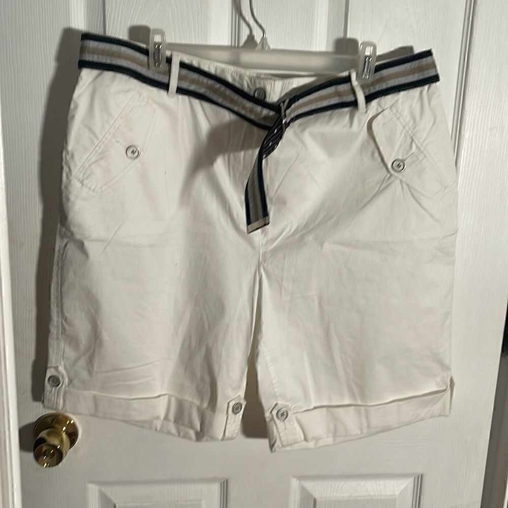 Karen Scott Shorts with Reversible Belt
